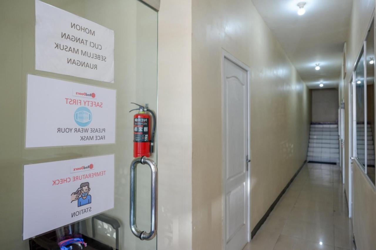 Reddoorz Near Universitas Diponegoro Semarang 2 Kültér fotó